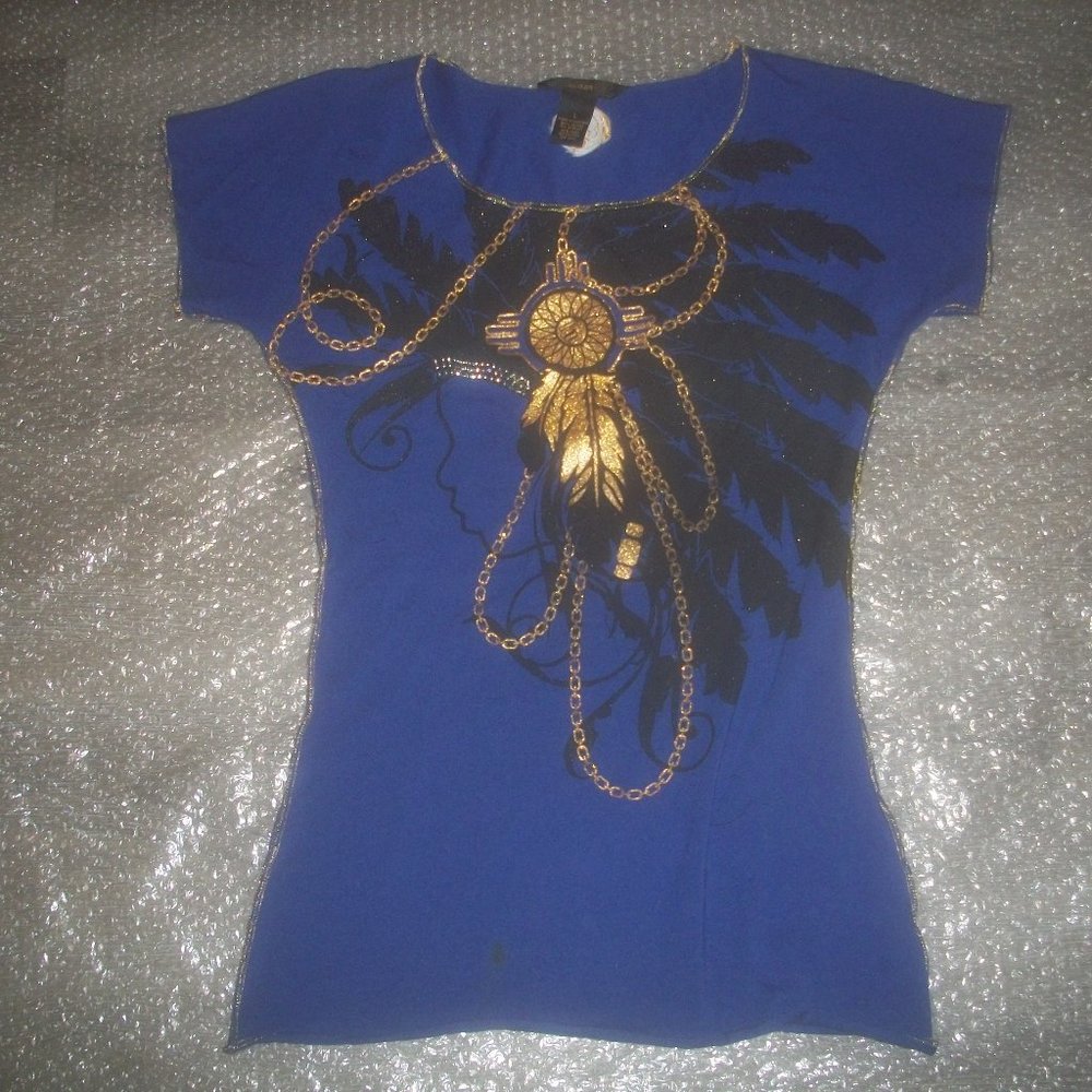 womens ROCAWEAR dream catcher tee shirt.Gold bling.size large